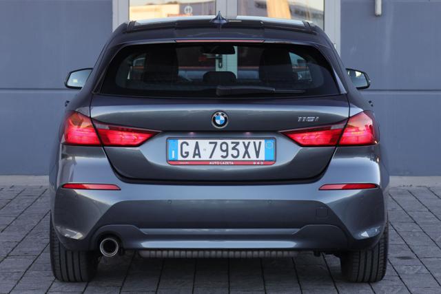 BMW 118 i 5p. Business Advantage