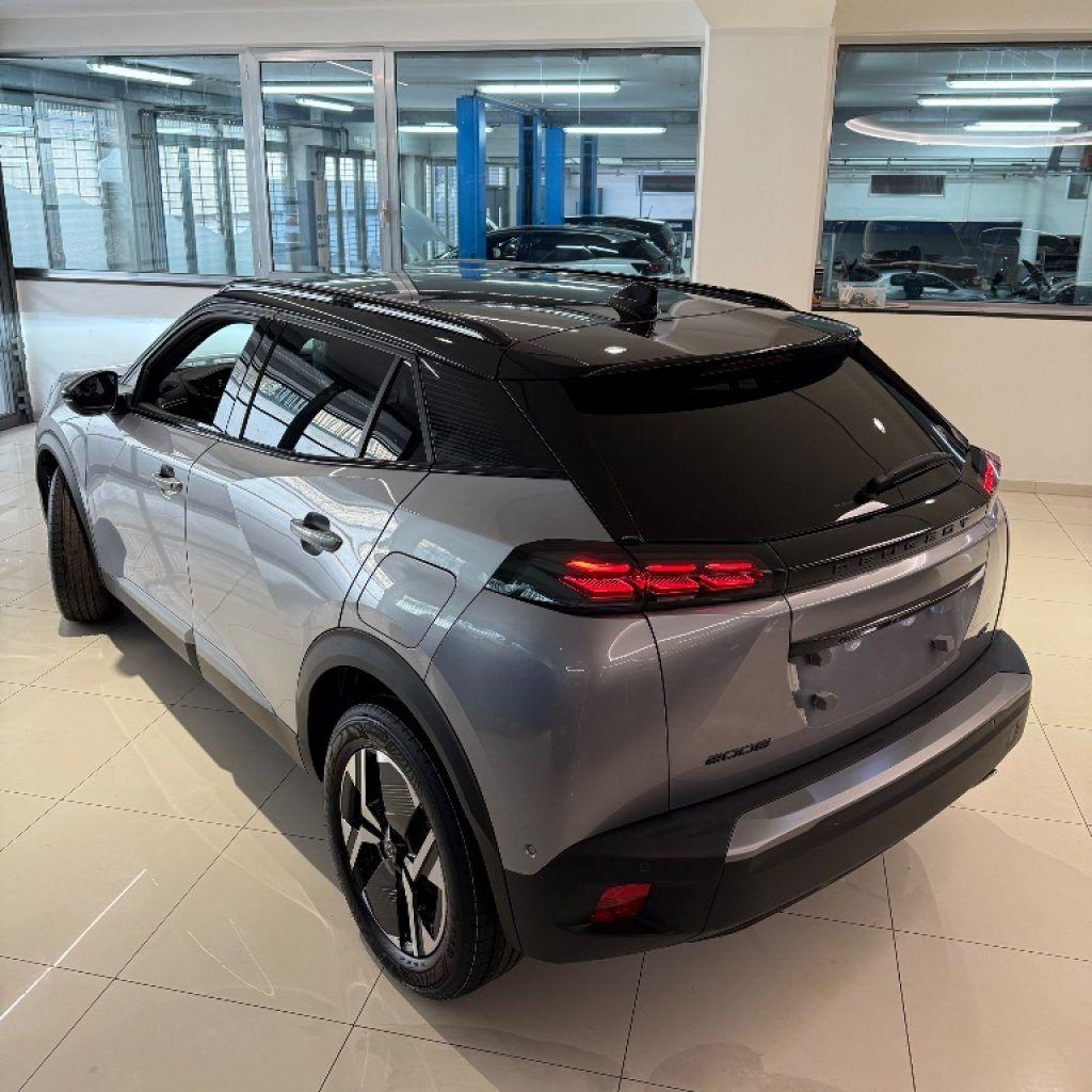 Peugeot 2008 GT Hybrid 145 MOTORE A CATENA 8 ANNI DI GARANZIA
