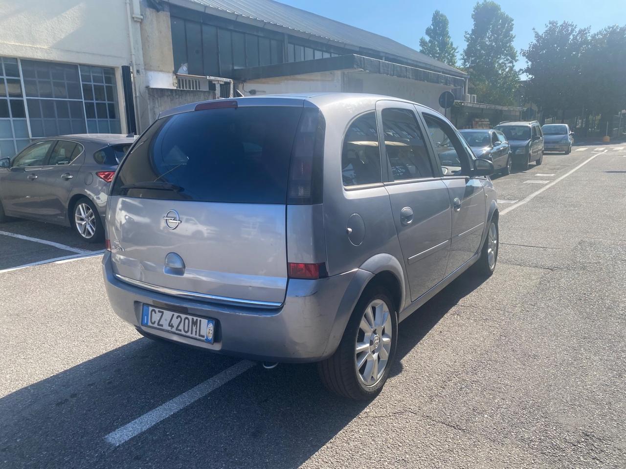 Opel Meriva 1.4 16V Club 2006