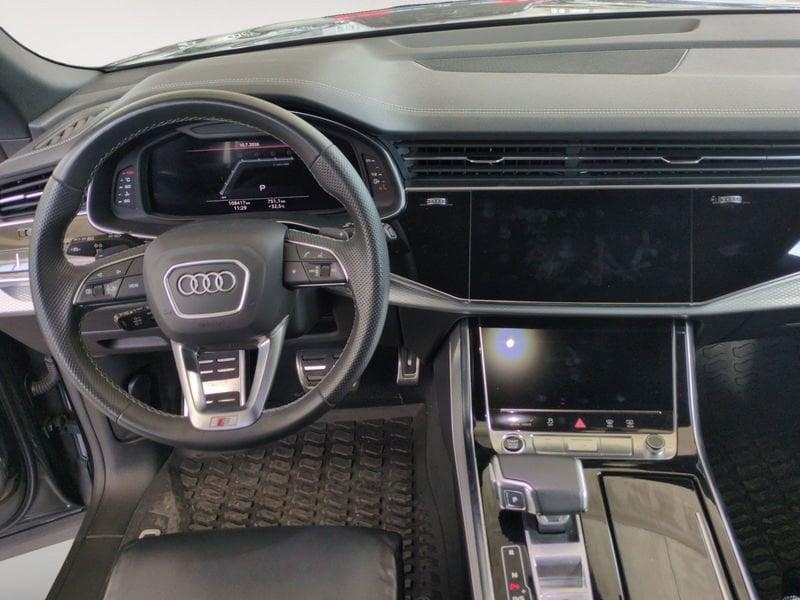 Audi Q8 50 TDI 210kW quattro tip. S Line Edition