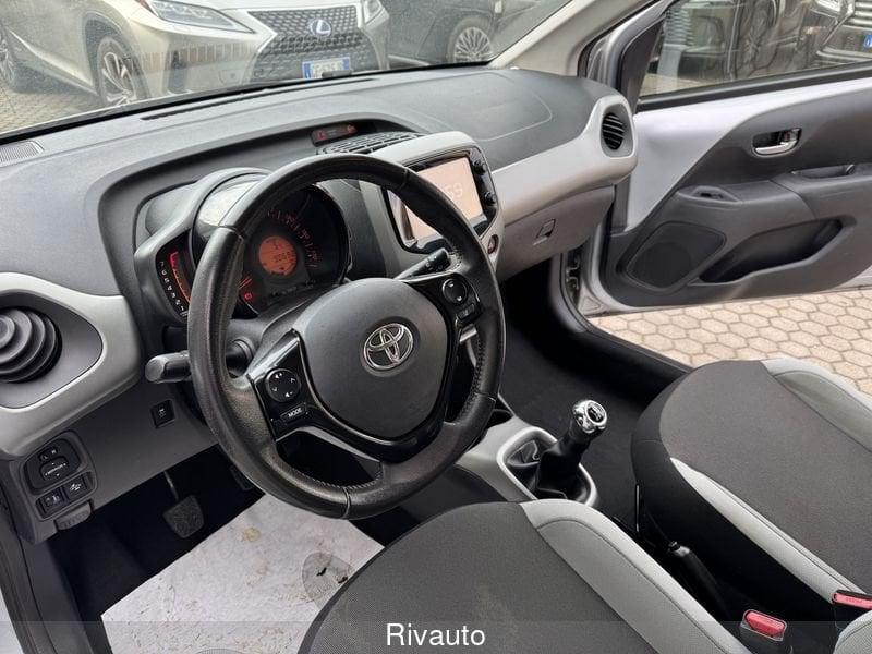 Toyota Aygo 1.0 VVT-i x-play TSS
