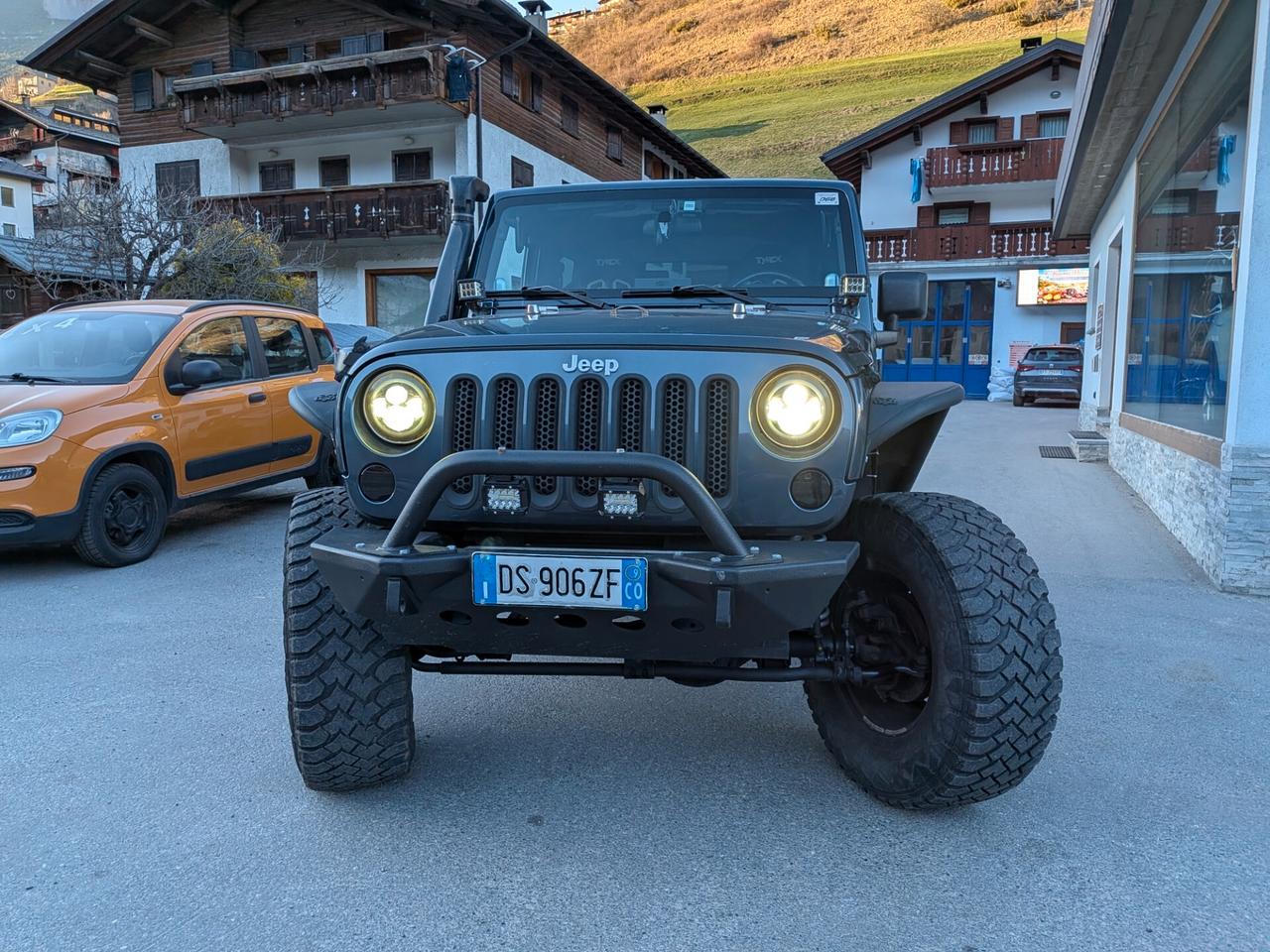 Jeep Wrangler 2.8 CRD Automatica