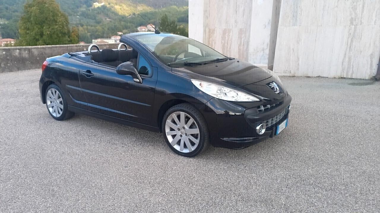 Peugeot 207 1.6 VTi 120CV CC aut. Féline