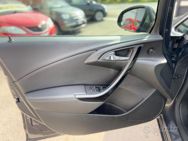 OPEL Astra 1.4 Turbo 140CV Sports Tourer GPL Tec