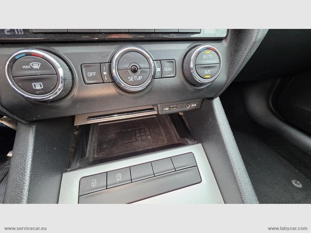 SKODA Octavia 1.4 TSI Wagon Elegance G-Tec