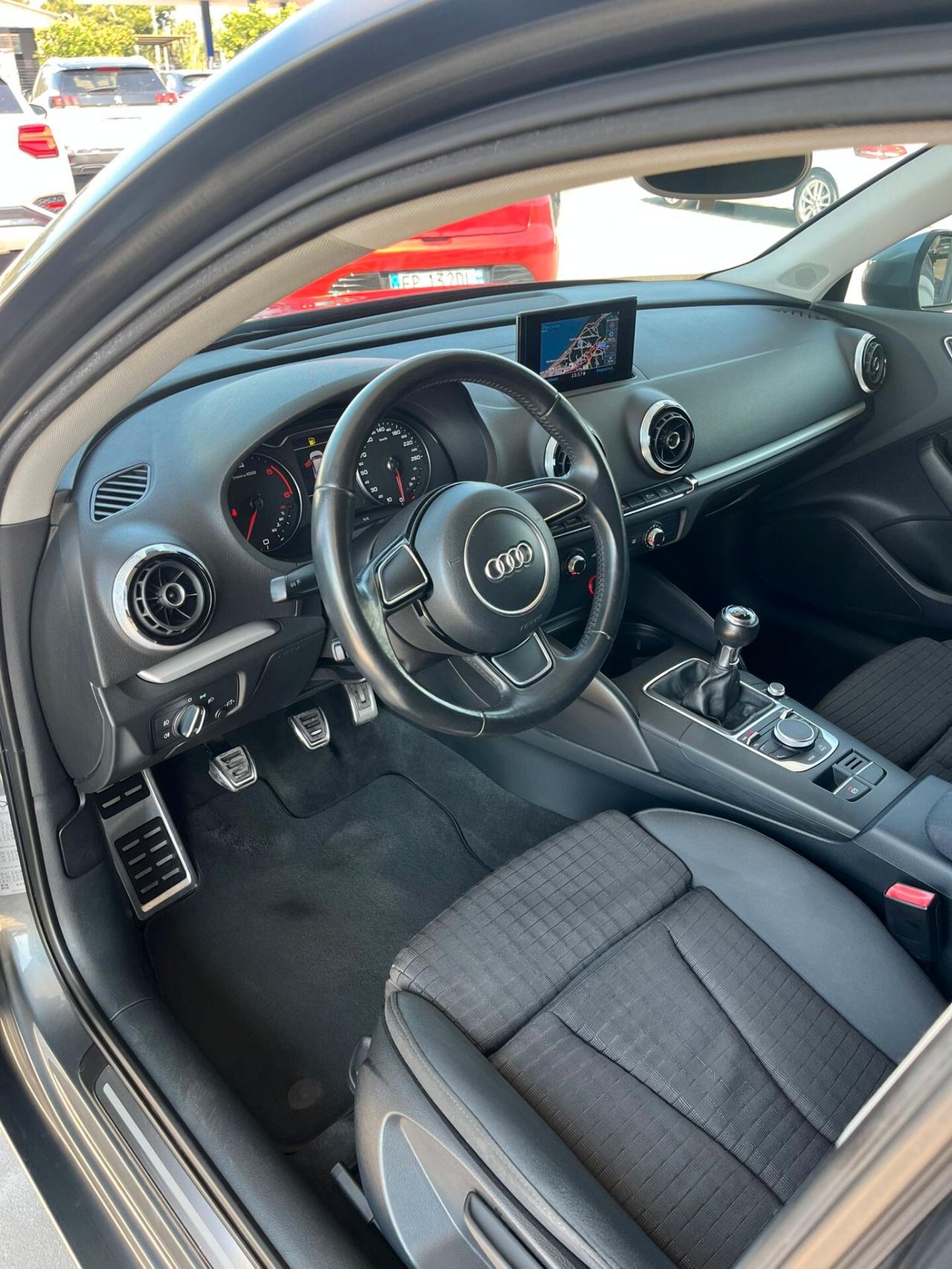 Audi A3 Sedan 1.6 TDI Ambition