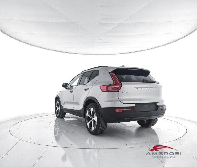 VOLVO XC40 B3 Mild hybrid Benzina Plus Dark