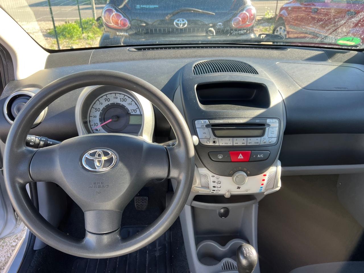 Toyota Aygo 1.0 12V VVT-i 5 porte Sol