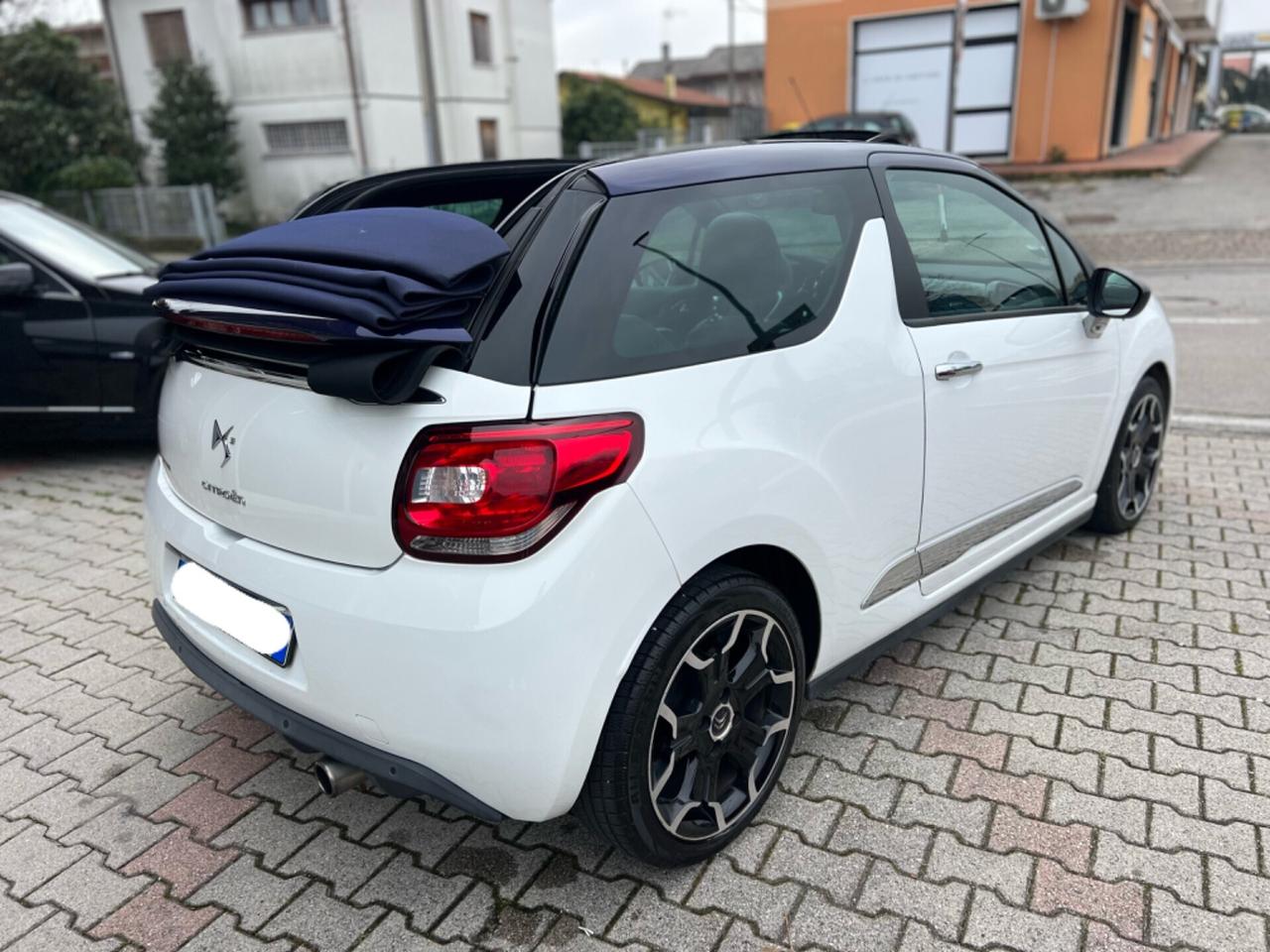 Ds DS3 3 1.2 VTi 82 So Chic Cabrio ok Neopatentati