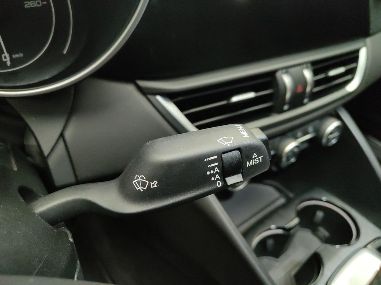 ALFA ROMEO Giulia 2022 2.2 TD 160CV SUPER BUSINESS AT8