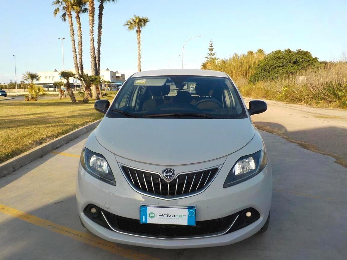 Lancia Ypsilon 1.0 FireFly 5 porte S&S Hybrid Ecochic Gold