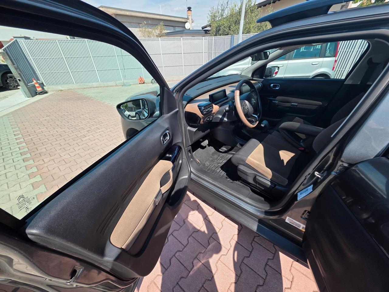 Citroen C4 Cactus BlueHDi 100 S&S ETG6 Shine