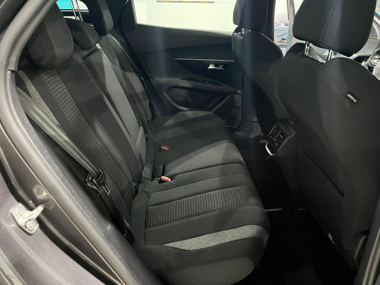 PEUGEOT 3008 *FULL LED *UNICOPROPRIETARIO *KM CERTIFICATI
