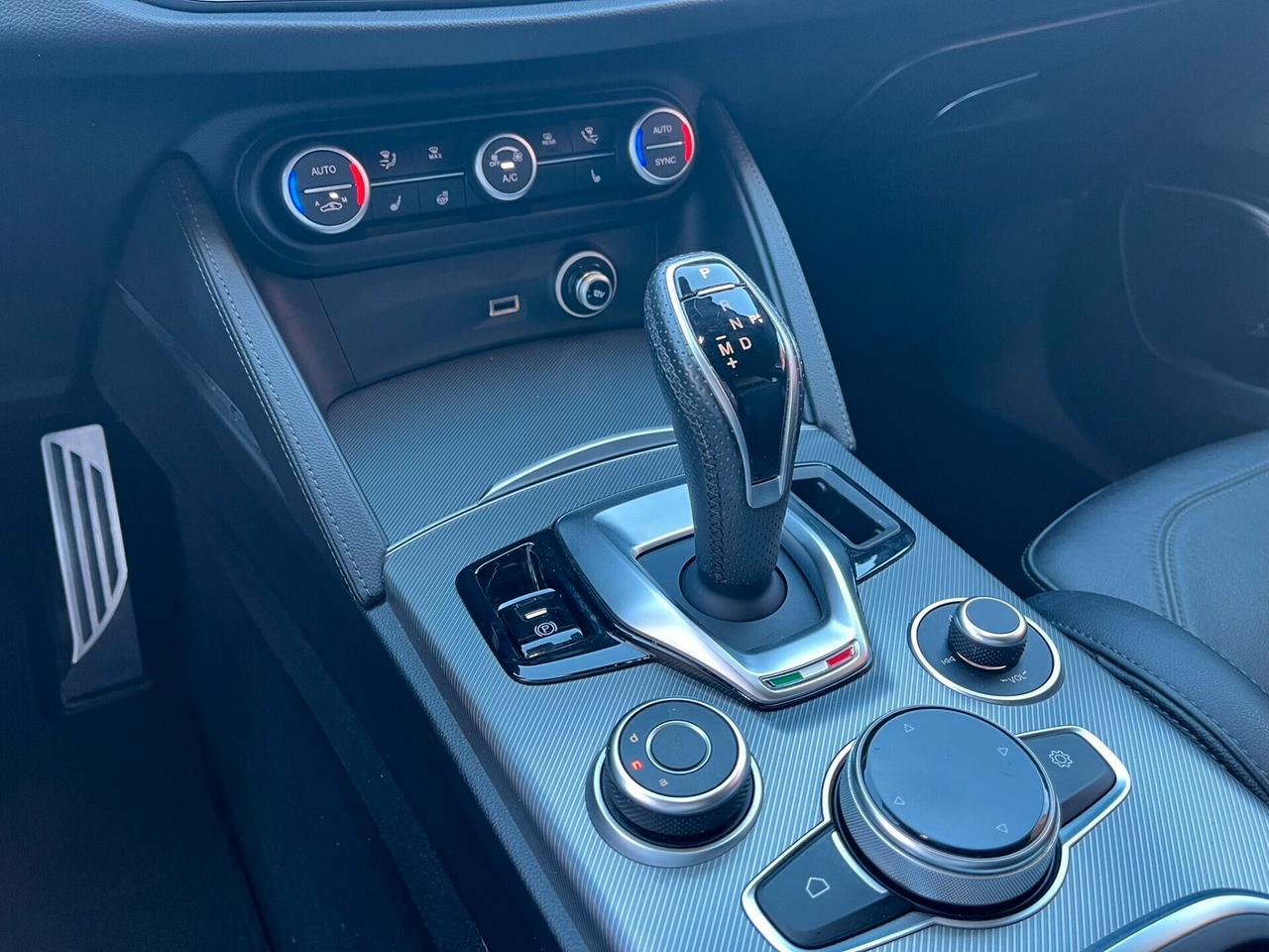 Alfa Romeo Stelvio 2.2 210 CV AT8 Q4 Veloce