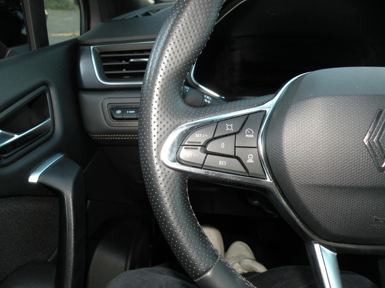 RENAULT SYMBIOZ FULL HYBRID E-TECH 145CV TECHNO 2025