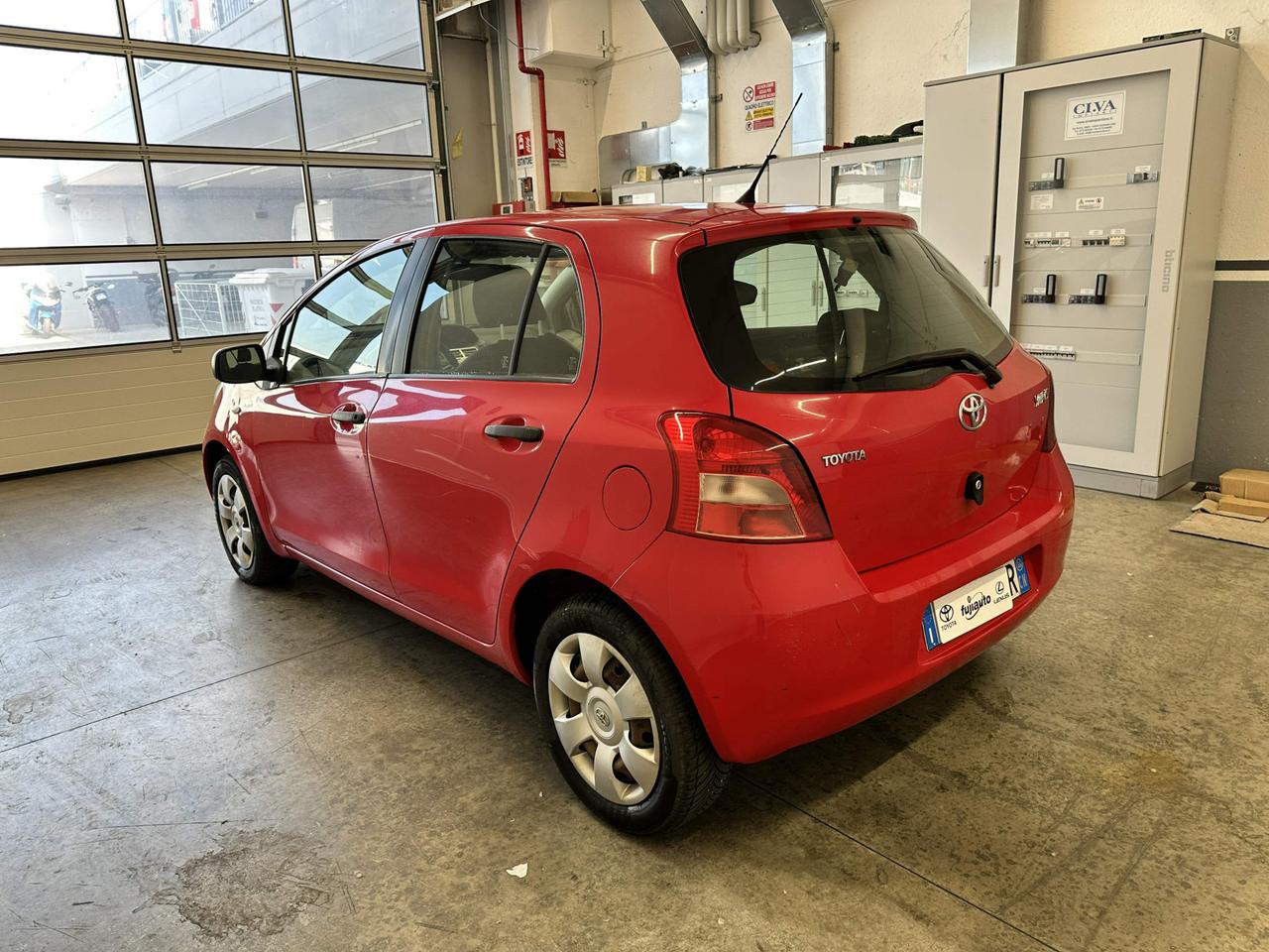 Toyota Yaris 5p 1.0