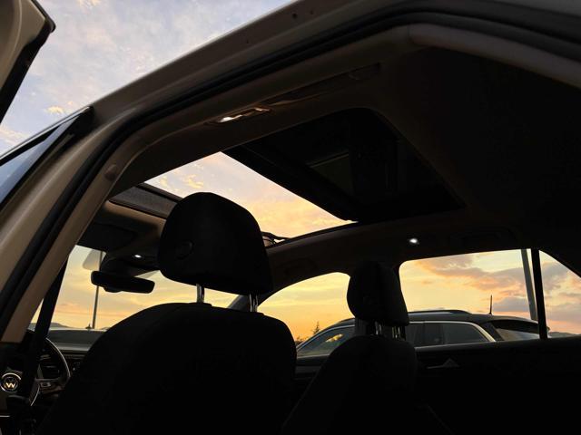 VOLKSWAGEN T-Roc 2.0 TDI 150 CV DSG 4MOTION *TETTO APRIBILE*