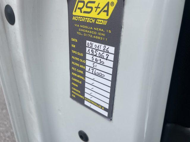 VOLVO V40 D2 1.6 DIESEL 115 CV Momentum