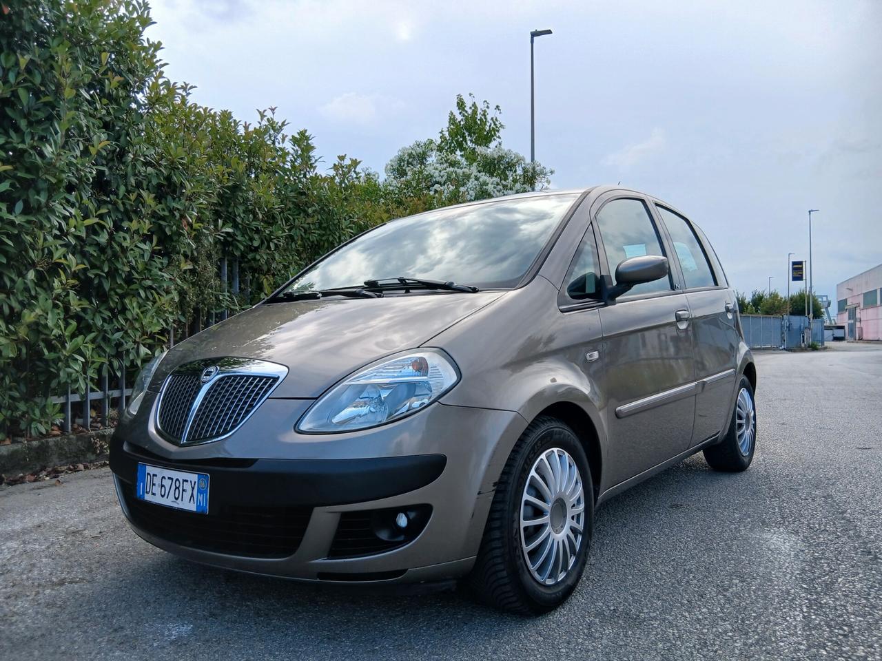 Lancia MUSA 1.3 Multijet 16V 90 CV Platino Plus