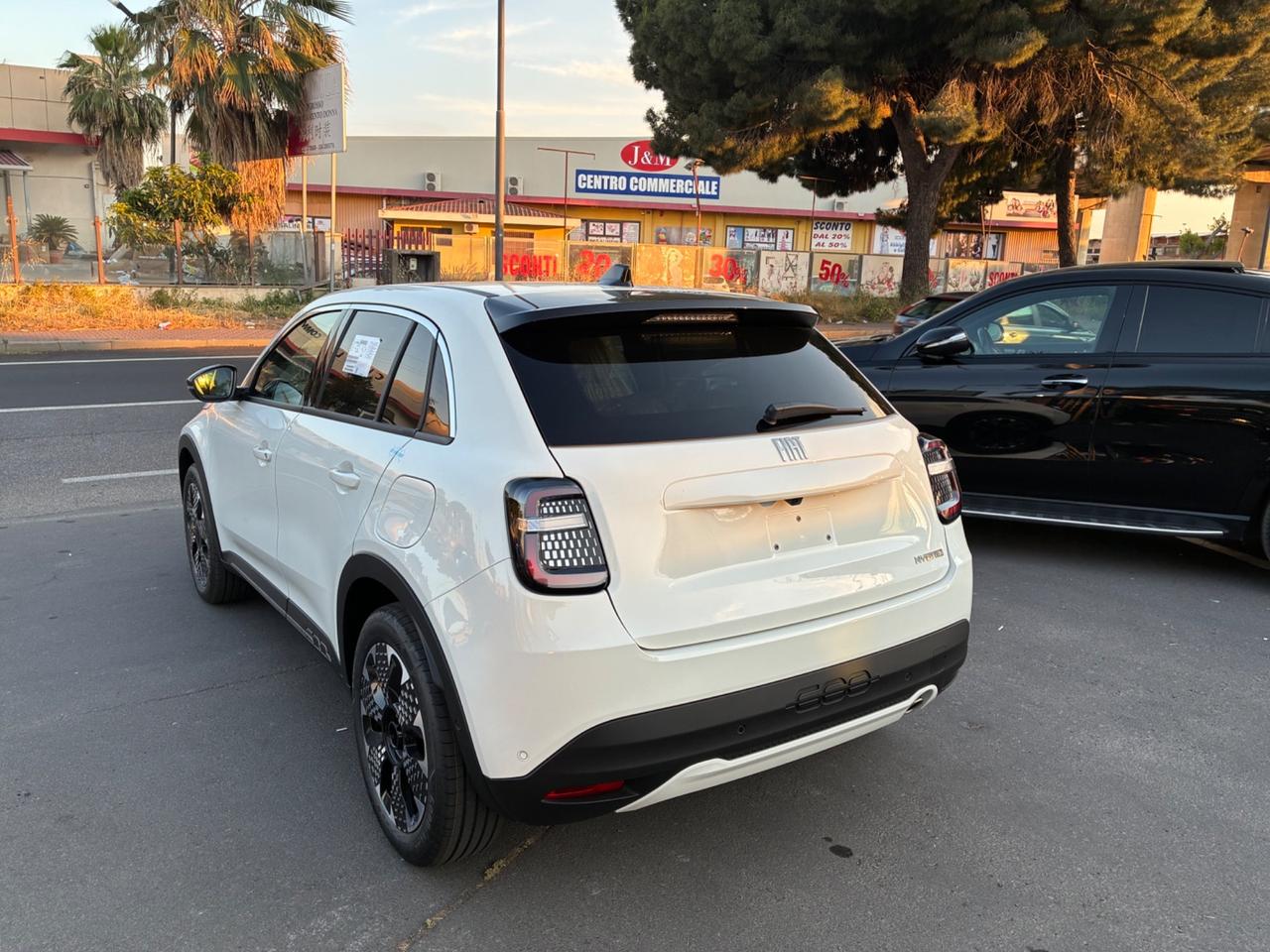 Fiat 600 Hybrid 110 CV DCT MHEV La Prima KM0