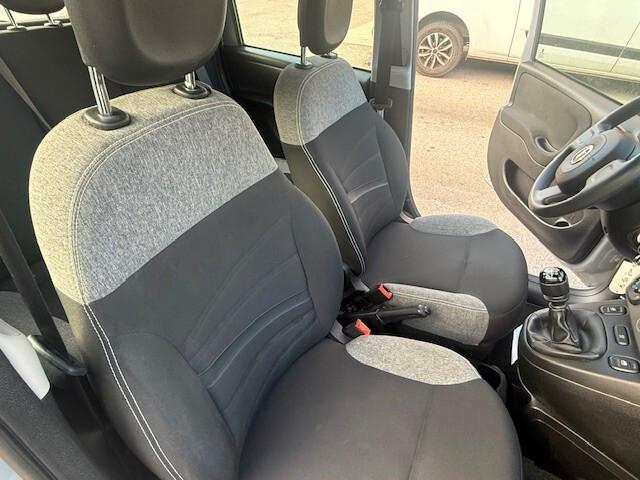 Fiat Panda 1.0 FireFly S&S Hybrid adatta a neopatentati