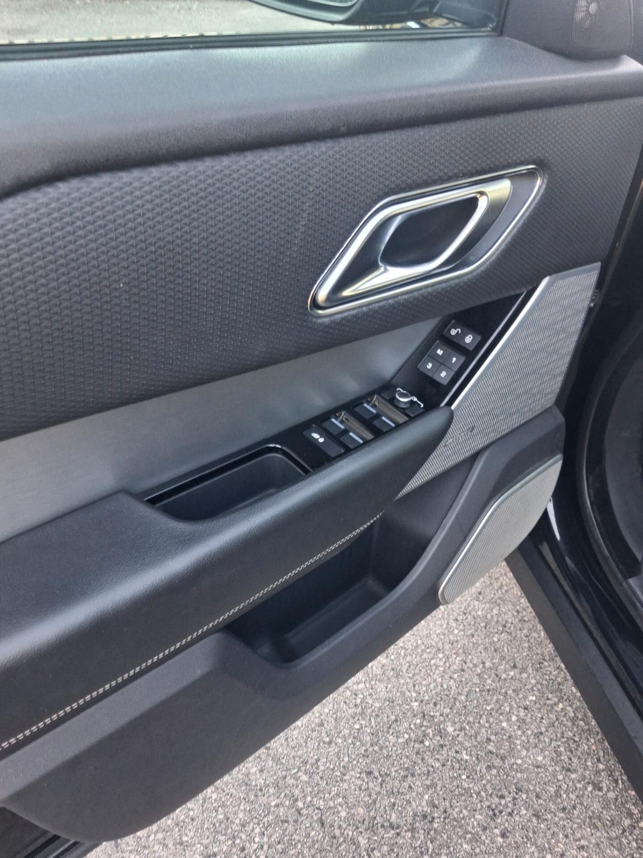 Land Rover Range Velar 2.0D I4 240 CV