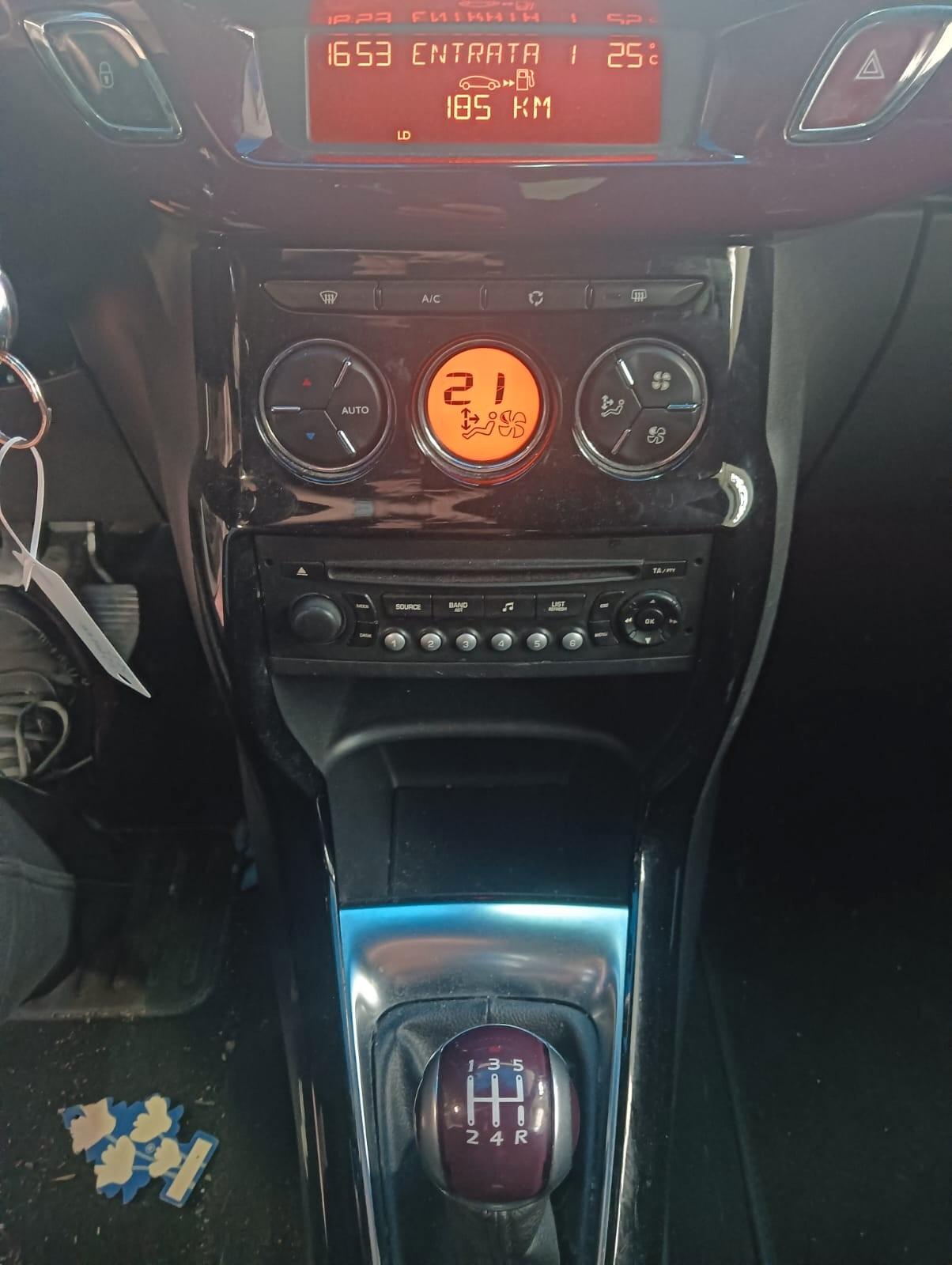 Ds DS3 DS 3 1.6 HDi 90 Just Black