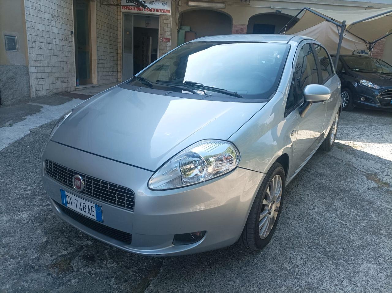Fiat Grande Punto 1.2 Frizione e Distrib Nuova!!!