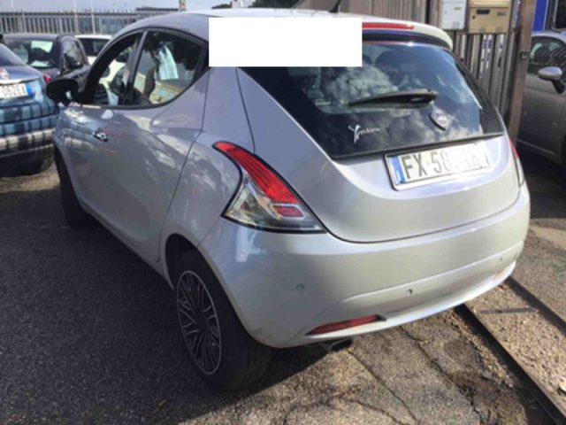 LANCIA Ypsilon 1.2 69 CV 5 porte S&S Gold