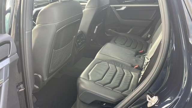 Volkswagen Touareg 3.0 V6 tsi eh Elegance 4Motion tiptronic