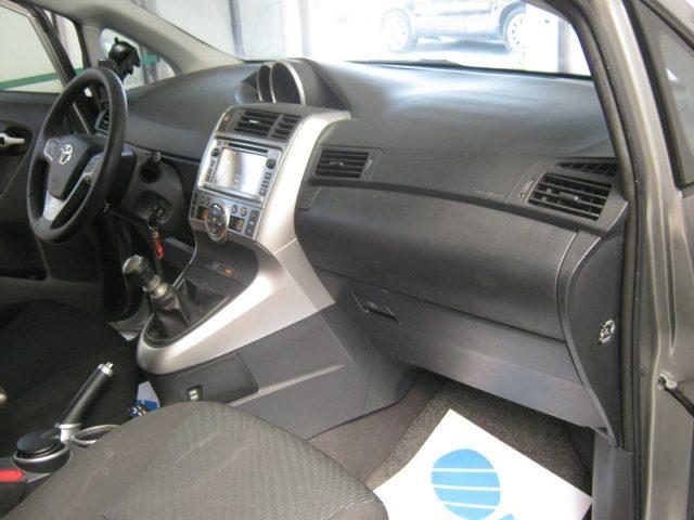 TOYOTA Verso 2.0 D Active 7 posti