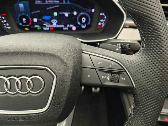 AUDI Q3 35 TDI S tronic Identity Black