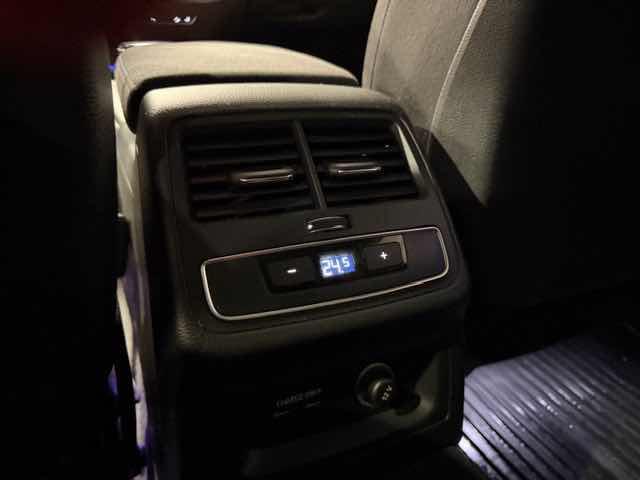 AUDI A4 allroad 50 TDI tiptronic Identity Contrast