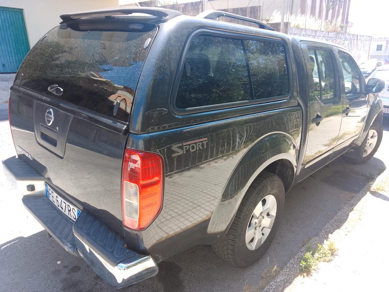 Nissan Navara 2.5 dCi 190CV 4 porte Double Cab XE