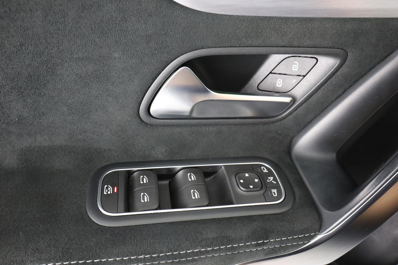 MERCEDES Classe A (W177) A 180 d Automatic Premium