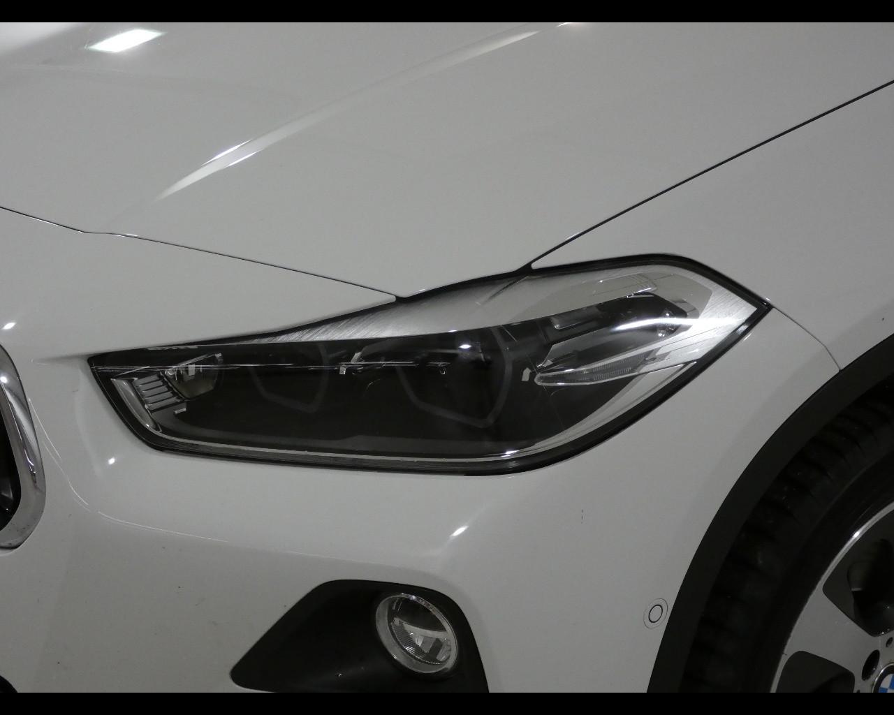 BMW X2 (F39) - X2 sDrive18d Business-X