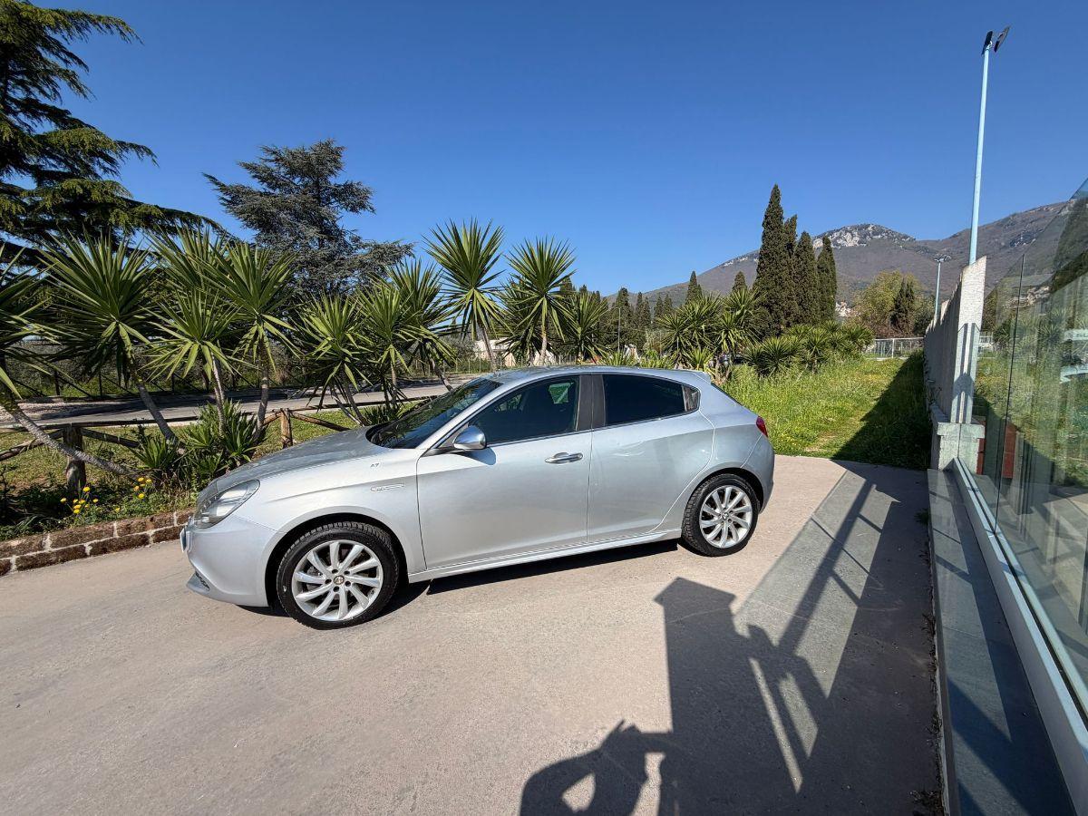 ALFA ROMEO - Giulietta - 2.0 JTDm-2 140 CV Distinctive