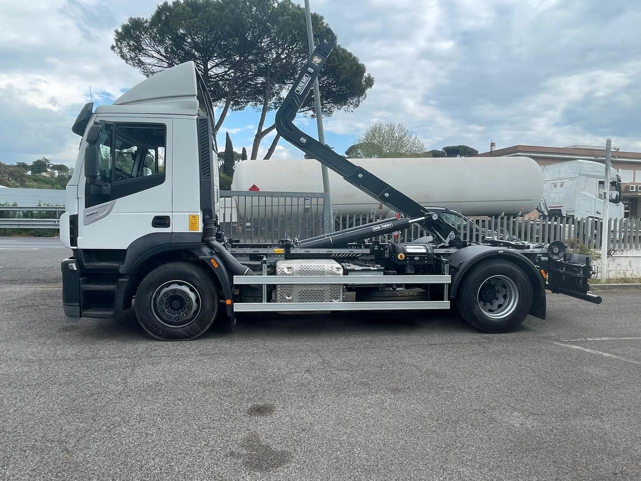 Iveco Stralis 190S360 scarrabile