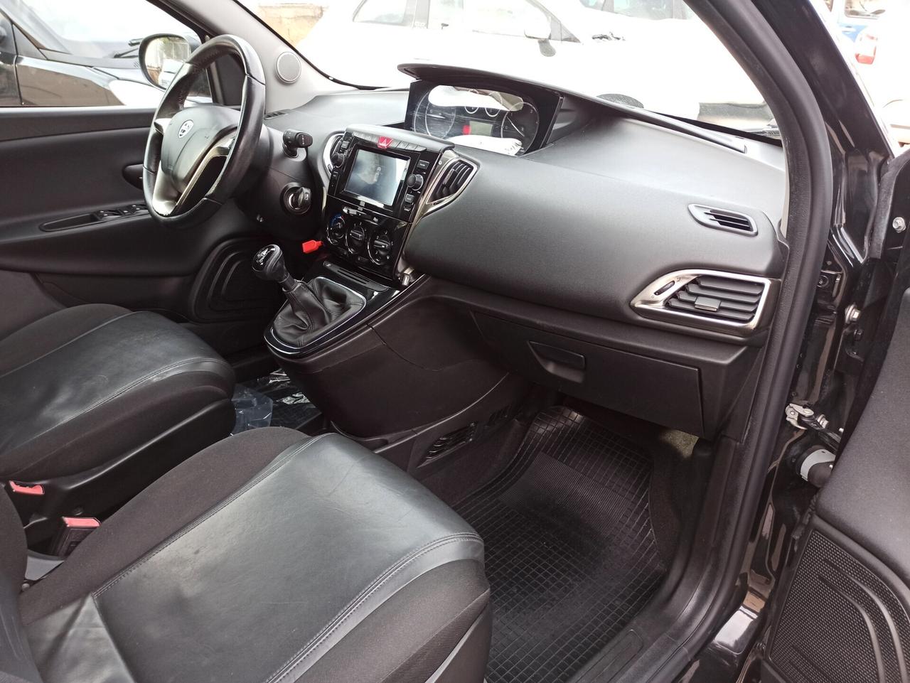 Lancia Ypsilon 1.3 MJT 16V 95 CV 5p. S&S Platinum