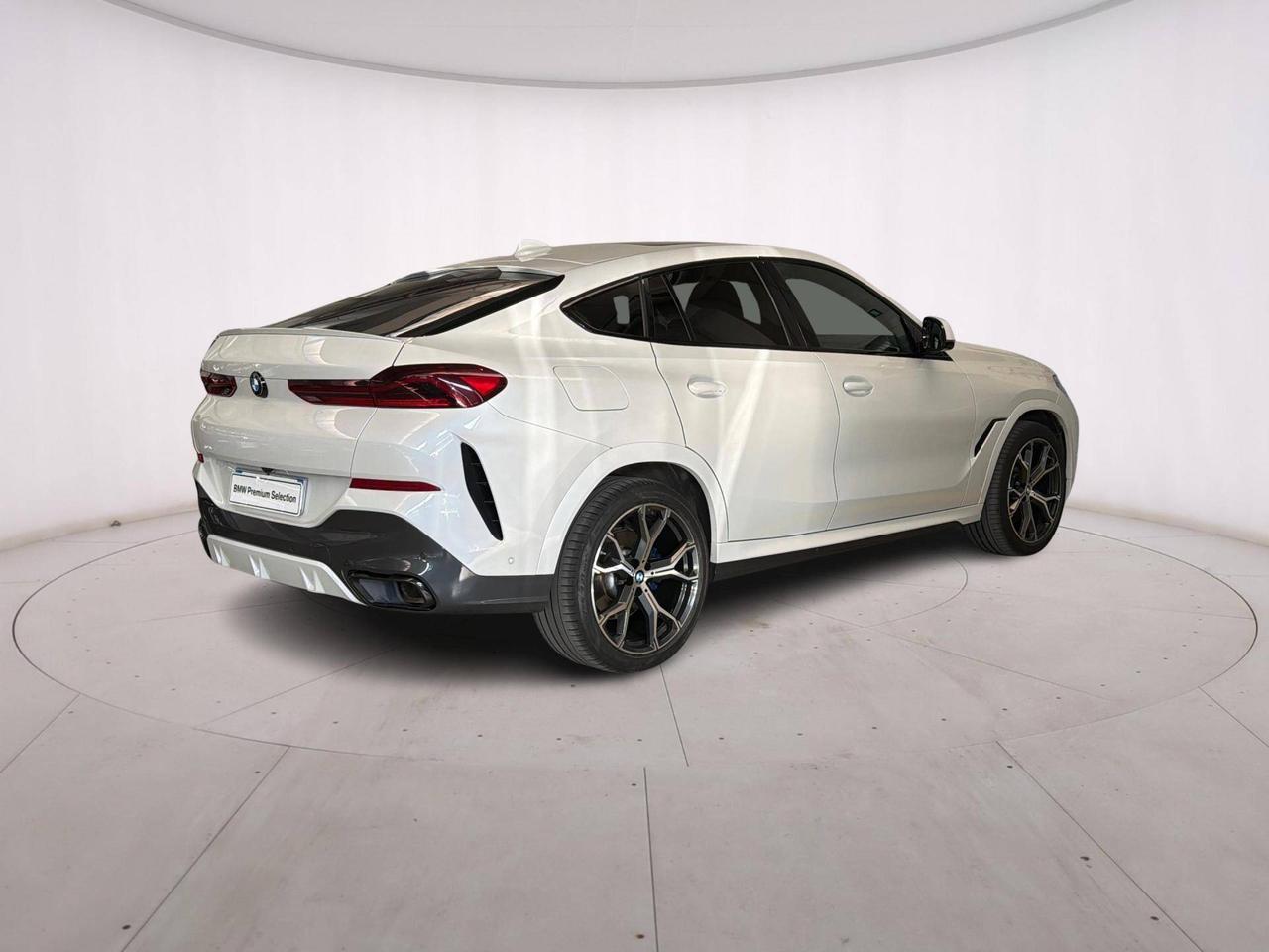 BMW X6 xDrive40i 48V MSport
