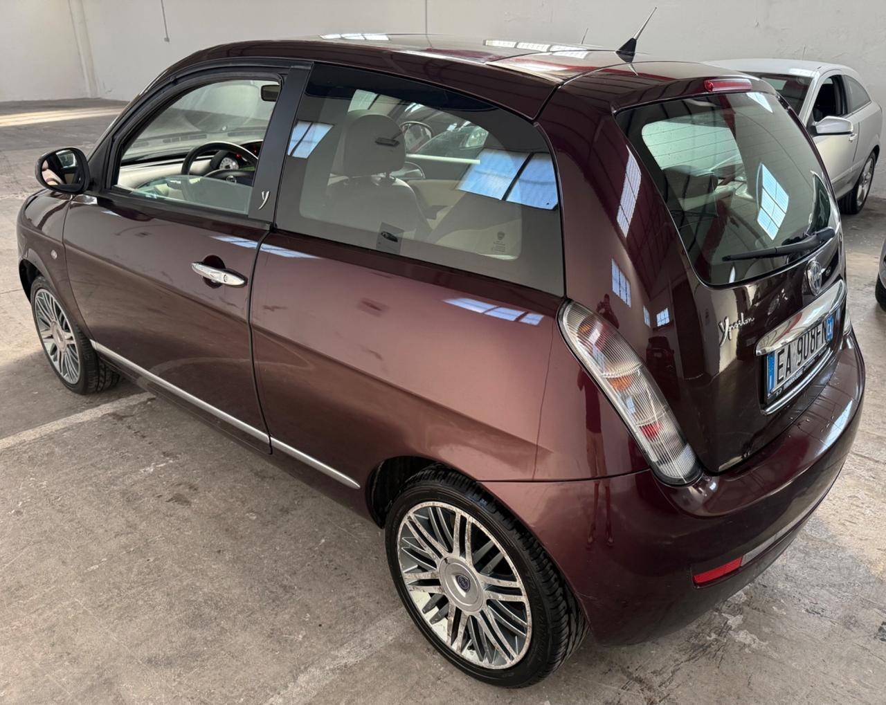 Lancia Ypsilon 1.2 Benzina 60Cv Platino - 2009