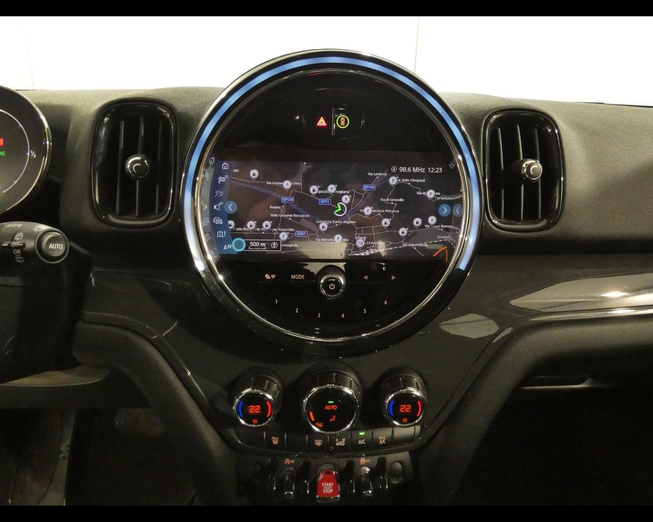 MINI Mini Countrym.(F60) - Mini 2.0 Cooper D Business Countryman