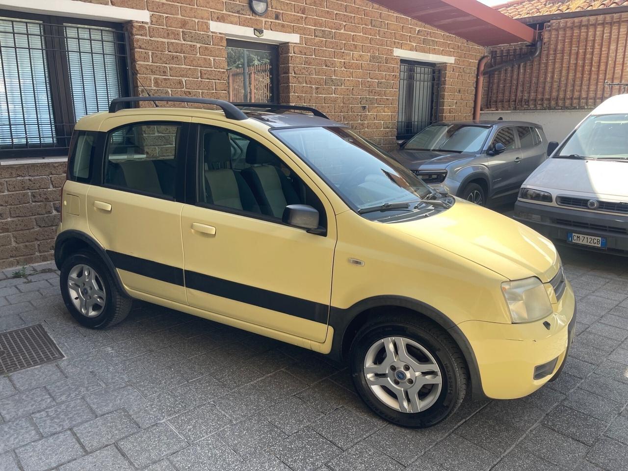Fiat Panda 1.3 MJT 16V 4x4 Climbing