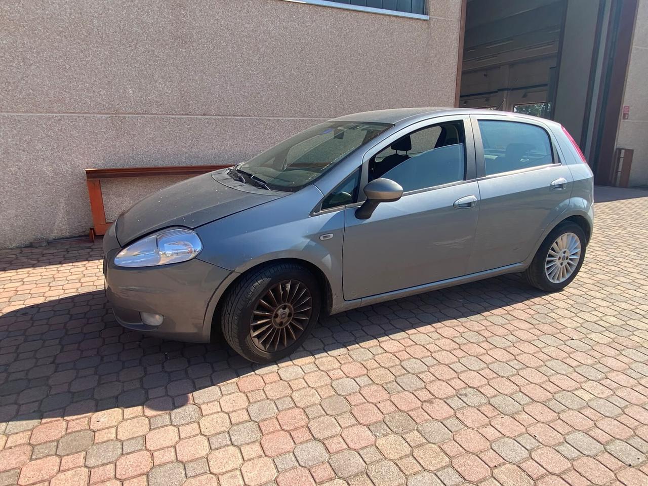 Fiat Grande Punto 1.4 5 porte Dynamic