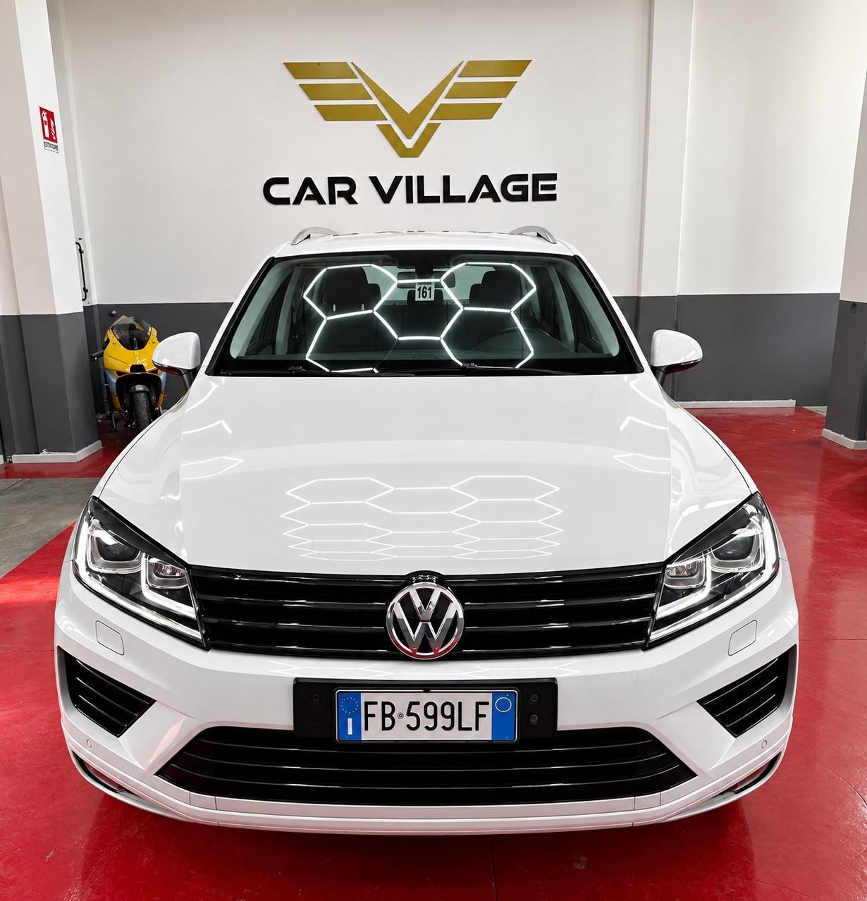 Volkswagen Touareg 3.0 TDI 262 CV tip. BlueMotion Technology Executive