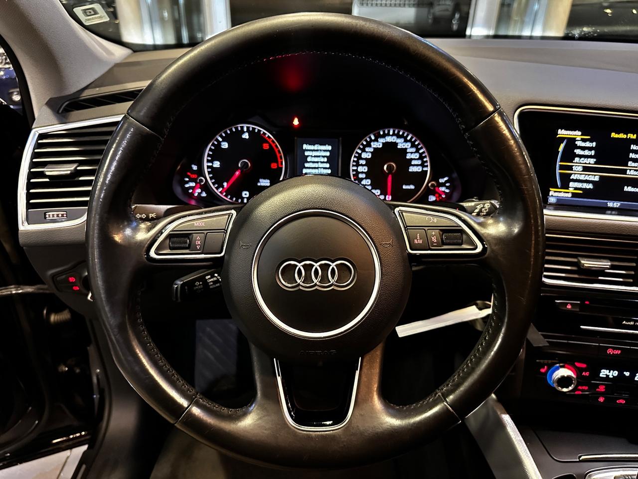 Audi Q5 3.0 V6 tdi quattro 250cv s-tronic S-LINE !!