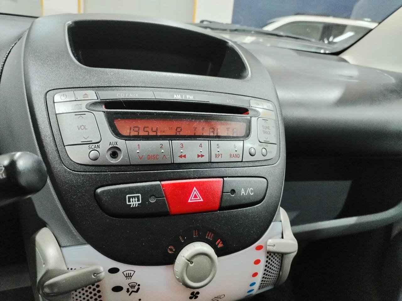 Peugeot 107 1.0 68CV 5p. Plaisir