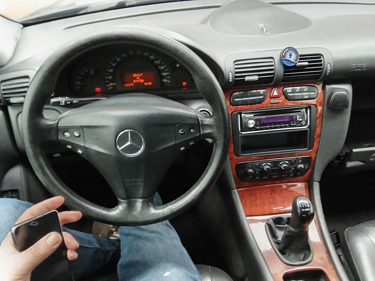 Mercedes-benz C 220 CDI