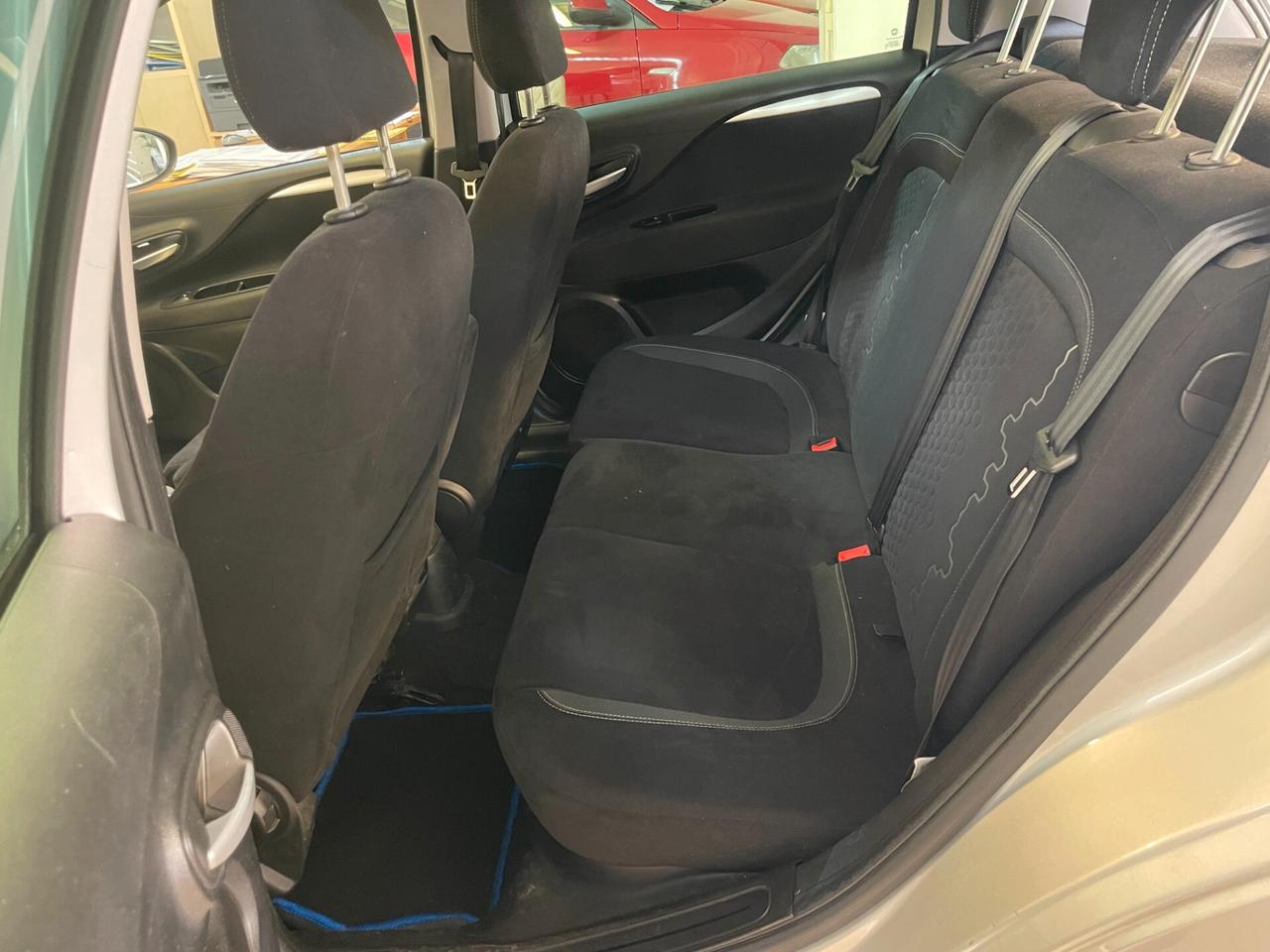 Fiat Punto 1.3 85 CV MJT Lounge TETTO APRIBILE Neopatentati