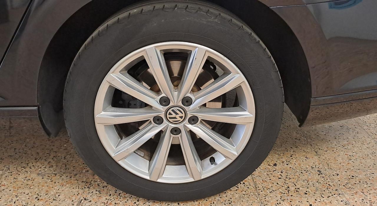 Volkswagen Passat Variant 1.6 TDI Business BlueMotion Technology